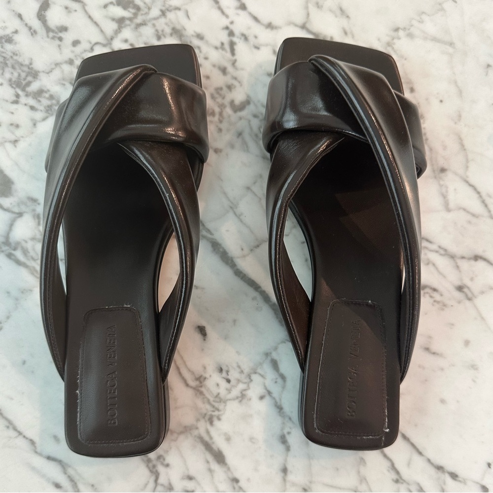 Bottega Veneta Riva Flat - Picture 4 of 8